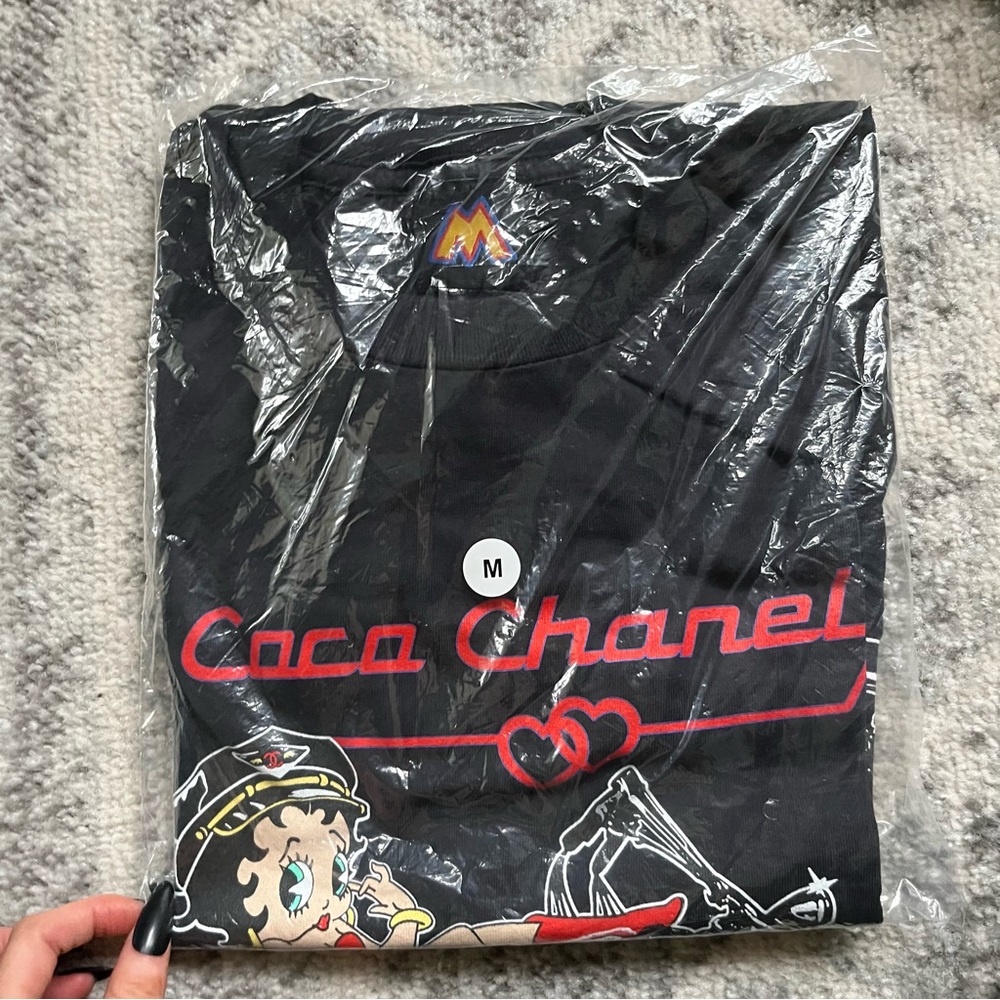 mega yacht betty boop coco chanel motorcycle tee medium